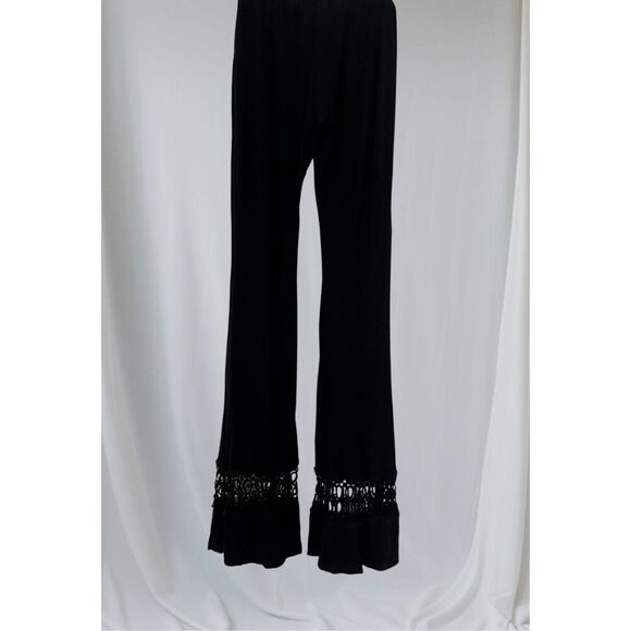 Buckle Women's Size 26 Black Applique Hem Wide Flared Leg Lisa Pants Sold Out - Picture 4 of 9